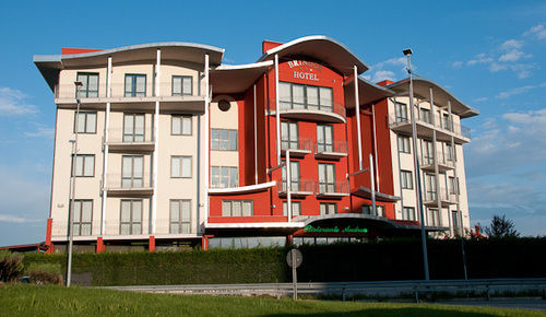 Hotel Brindor Poirino Buitenkant foto
